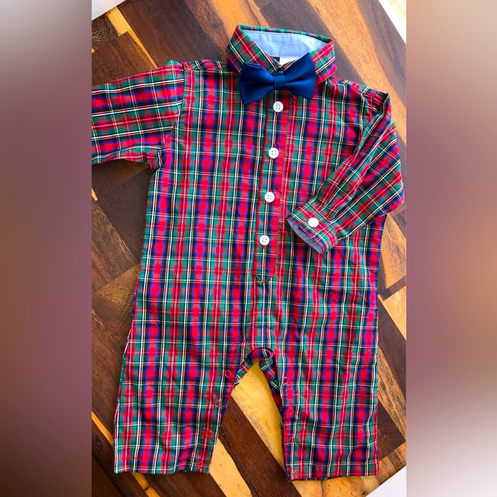 Starting Out 3m baby boy plaid Christmas long sleeve with bow tie EUC